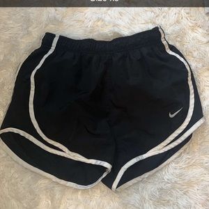 Xs nike shorts